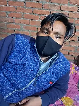 Snapshot of Rani019 chatting on February 4, 2025, 4:15 am Rani019 online show from February 4, 2025, 4:15 am