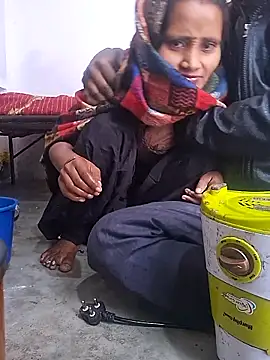 Snapshot of Rani019 chatting on December 3, 2025, 3:51 am Rani019 online show from December 3, 2025, 3:51 am