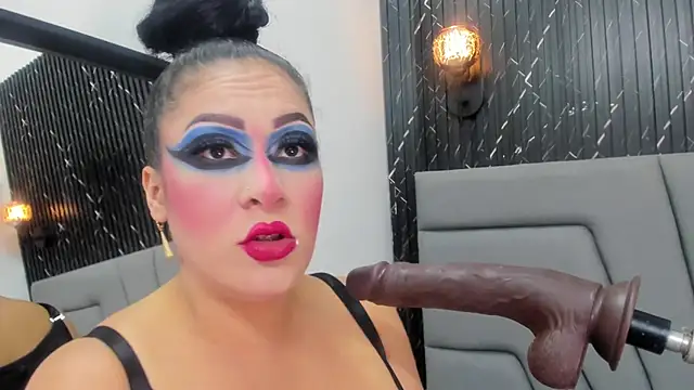 Snapshot of Angie_Will chatting on February 24, 2026, 9:04 pm Angie Will online show from February 24, 2026, 9:04 pm