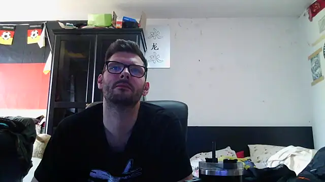 Die-geile-Sau online show from April 15, 2026, 12:42 pm