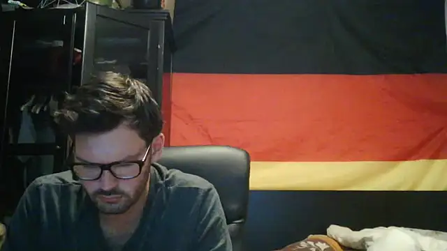 Die-geile-Sau online show from July 4, 2026, 9:08 pm