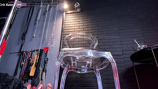 Snapshot of Kinky_Butterfly chatting on October 10, 2025, 8:37 am Kinky Butterfly online show from October 10, 2025, 8:37 am