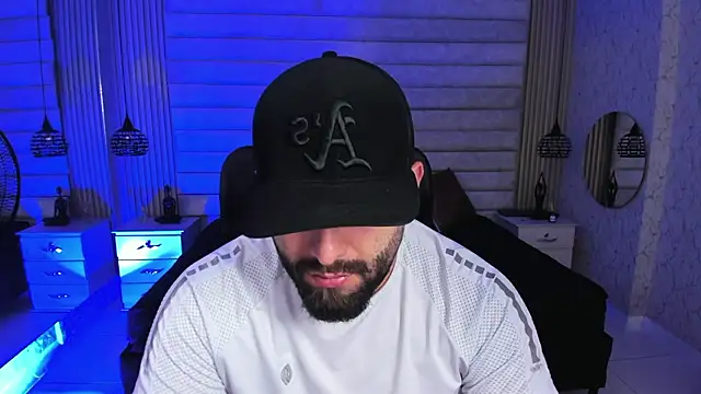 jhon bear03 online show from March 24, 2026, 11:32 am