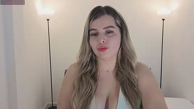 Snapshot of camiilaa1 chatting on January 16, 2026, 3:54 am camiilaa1 online show from January 16, 2026, 3:54 am