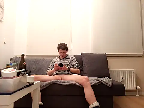 Snapshot of Ebinator666 chatting on January 22, 2025, 11:43 pm Ebinator666 online show from January 22, 2025, 11:43 pm