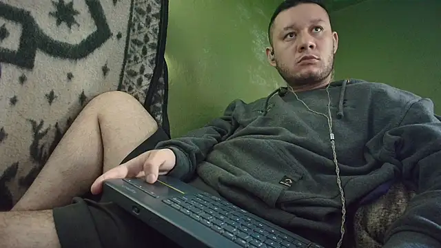 sweet cock28 online show from November 14, 2025, 3:26 pm