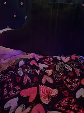 HypnoticcK online show from April 5, 2026, 3:35 am