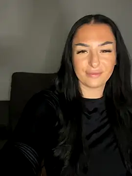 Snapshot of Mia-Bremer chatting on September 27, 2025, 10:27 pm Mia-Bremer online show from September 27, 2025, 10:27 pm