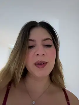 naughty  angel online show from February 6, 2026, 1:18 pm