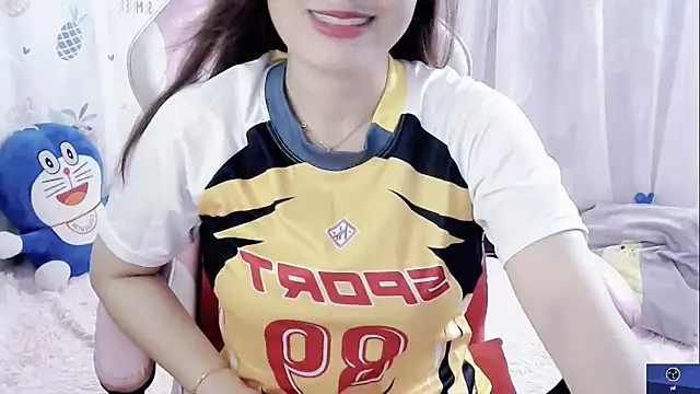 -R-Mai- online show from December 2, 2024, 5:32 am