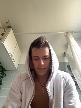 Toyjungee online show from October 12, 2025, 12:17 pm