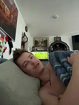 Toyjungee online show from March 30, 2026, 7:43 am