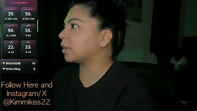 kimmiakiss22 online show from October 27, 2025, 11:49 pm