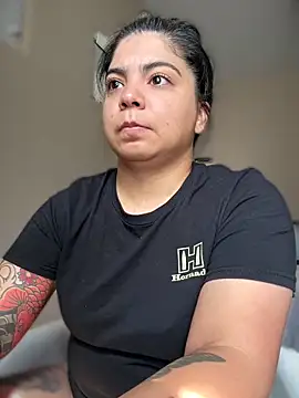 kimmiakiss22 online show from March 16, 2025, 6:44 pm