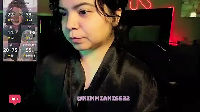 kimmiakiss22 online show from July 12, 2026, 8:04 am