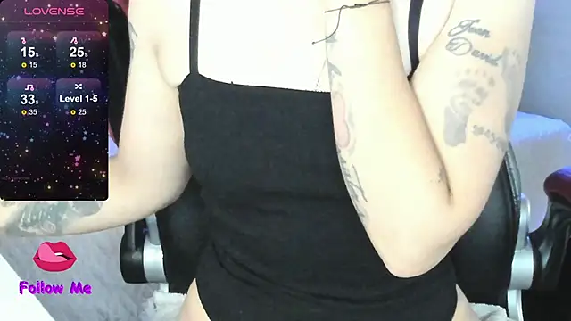 natasha logan  online show from April 28, 2026, 5:01 am