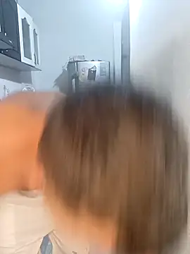 Snapshot of catire2323 chatting on March 10, 2026, 12:58 am catire2323 online show from March 10, 2026, 12:58 am