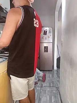 Snapshot of catire2323 chatting on March 8, 2026, 8:56 pm catire2323 online show from March 8, 2026, 8:56 pm