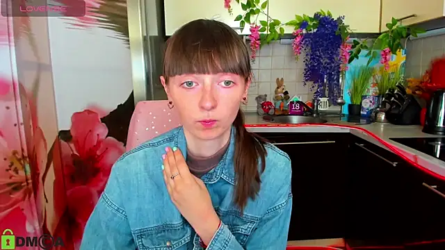 Snapshot of TayanaJons chatting on March 13, 2026, 8:08 am TayanaJons online show from March 13, 2026, 8:08 am