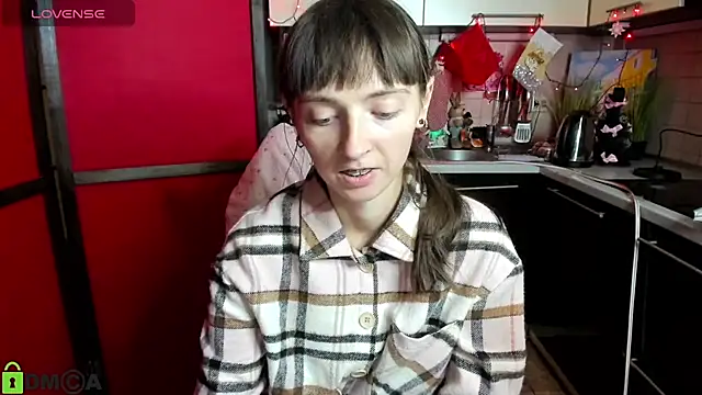 TayanaJons online show from December 23, 2025, 9:30 am