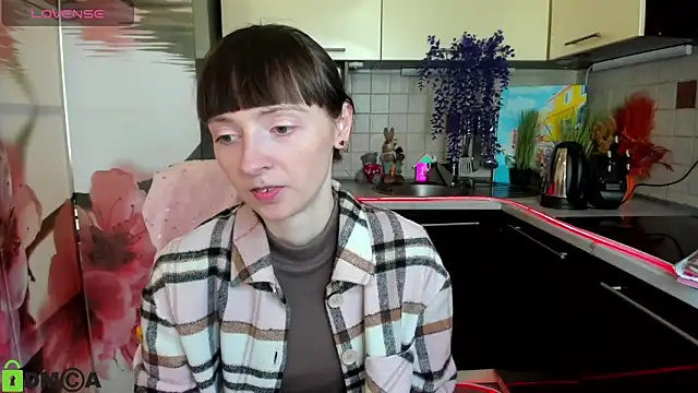 Snapshot of TayanaJons chatting on March 3, 2026, 8:21 am TayanaJons online show from March 3, 2026, 8:21 am