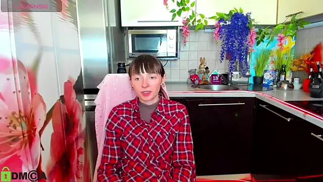 Snapshot of TayanaJons chatting on March 12, 2026, 8:18 am TayanaJons online show from March 12, 2026, 8:18 am