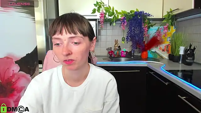 Snapshot of TayanaJons chatting on April 14, 2026, 7:02 am TayanaJons online show from April 14, 2026, 7:02 am