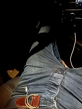 Snapshot of Freezing_Duck chatting on September 8, 2025, 8:19 pm Freezing Duck online show from September 8, 2025, 8:19 pm