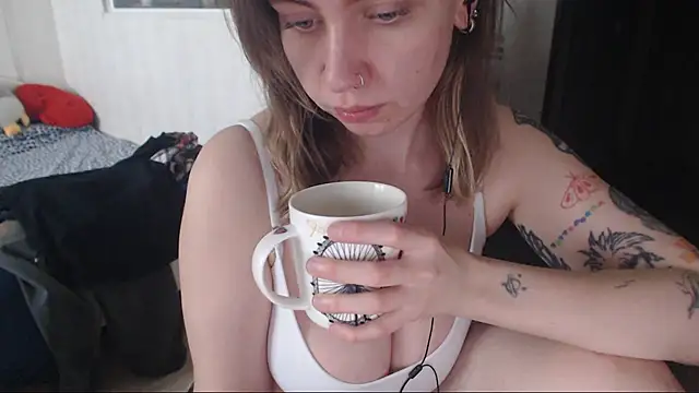 amanda kiss kiss online show from January 22, 2025, 12:06 pm