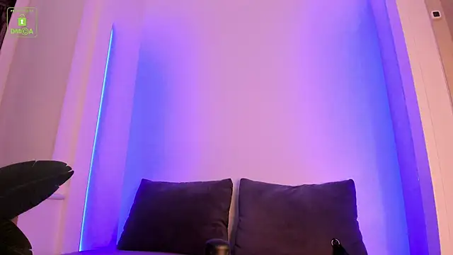 Snapshot of ErikaLust chatting on February 12, 2026, 4:12 am ErikaLust online show from February 12, 2026, 4:12 am