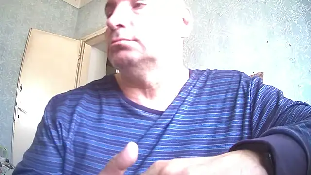 GYurmoka70 online show from May 14, 2026, 9:17 am