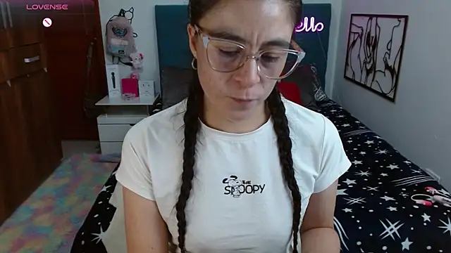 antonella sweet33 online show from March 11, 2026, 8:25 pm