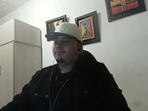 Snapshot of myke_andrade chatting on September 22, 2025, 2:28 am myke andrade online show from September 22, 2025, 2:28 am