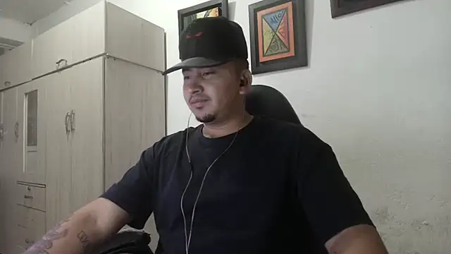 Snapshot of myke_andrade chatting on September 21, 2025, 4:17 am myke andrade online show from September 21, 2025, 4:17 am