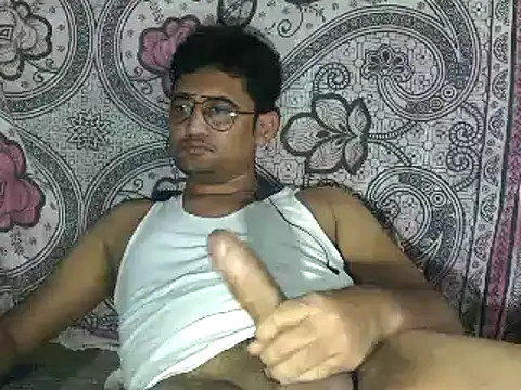 Snapshot of Rocobodymassager chatting on September 15, 2025, 4:18 pm Rocobodymassager online show from September 15, 2025, 4:18 pm