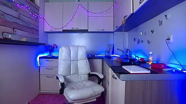 Skinny Nally online show from February 19, 2026, 1:13 am