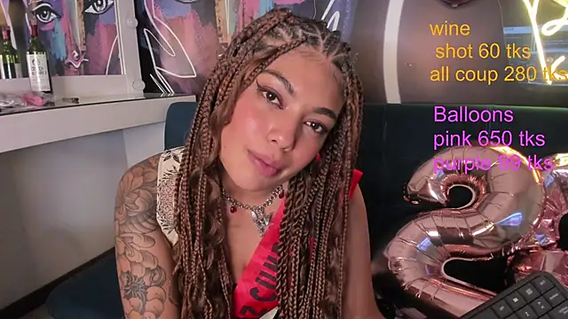 Snapshot of Cookie_doll_ chatting on January 28, 2025, 4:52 pm Cookie doll online show from January 28, 2025, 4:52 pm