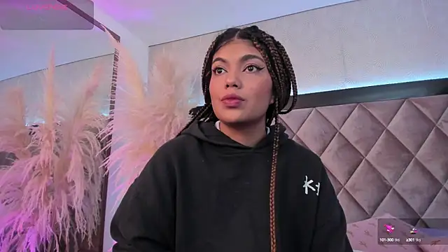 Snapshot of Cookie_doll_ chatting on January 25, 2025, 12:26 pm Cookie doll online show from January 25, 2025, 12:26 pm