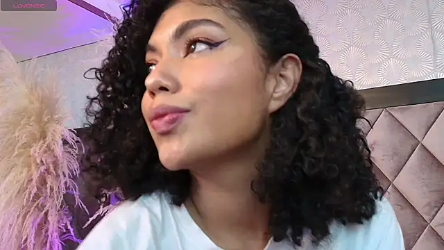 Snapshot of Cookie_doll_ chatting on March 5, 2025, 1:17 pm Cookie doll online show from March 5, 2025, 1:17 pm