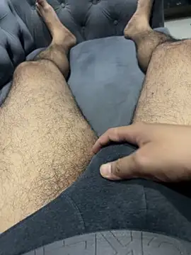 rajtheman2 online show from April 14, 2026, 6:24 pm