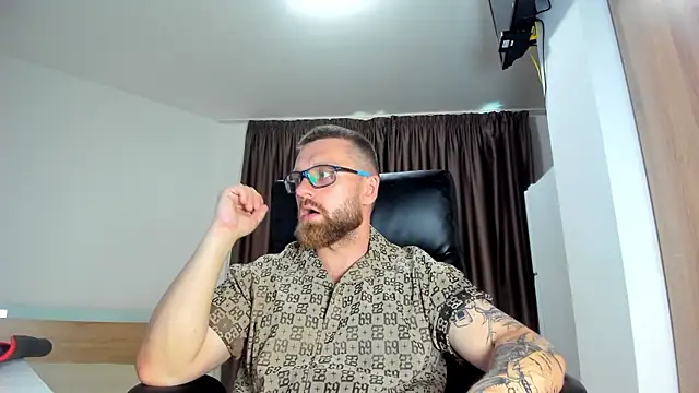 Findom guy online show from July 12, 2026, 3:57 pm