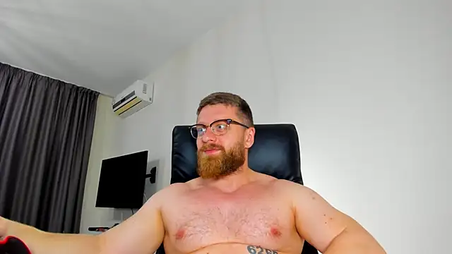 Snapshot of Findom_guy chatting on May 13, 2026, 3:19 pm Findom guy online show from May 13, 2026, 3:19 pm