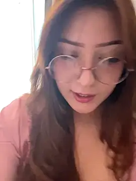 Snapshot of Zoe_Lennoxx chatting on September 24, 2025, 9:43 pm Zoe Lennoxx online show from September 24, 2025, 9:43 pm