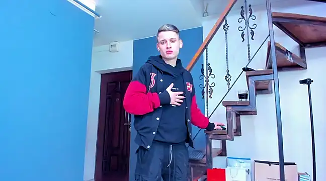 Snapshot of andboyfor6 chatting on February 13, 2025, 5:16 am andboyfor6 online show from February 13, 2025, 5:16 am