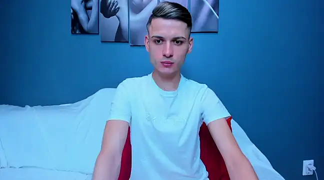 Snapshot of andboyfor6 chatting on January 23, 2025, 9:50 pm andboyfor6 online show from January 23, 2025, 9:50 pm