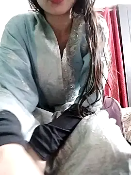 Snapshot of Noor_Darliing chatting on March 22, 2025, 6:14 pm Noor Darliing online show from March 22, 2025, 6:14 pm