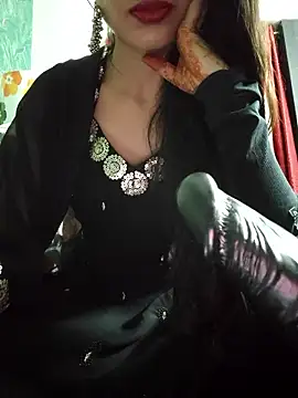 Snapshot of Noor_Darliing chatting on October 9, 2025, 4:18 pm Noor Darliing online show from October 9, 2025, 4:18 pm