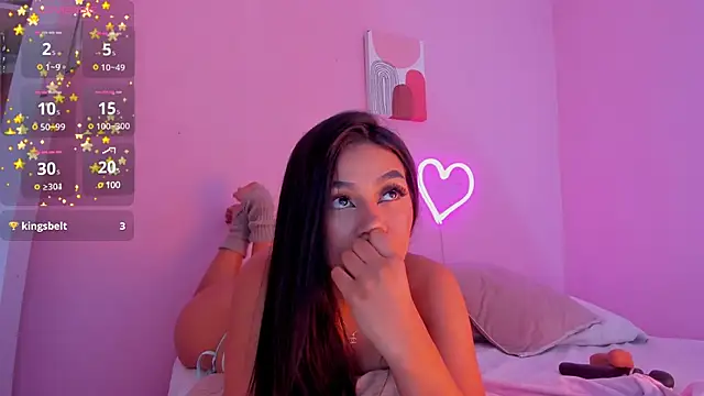 Sophiietaylor online show from March 19, 2025, 2:27 am