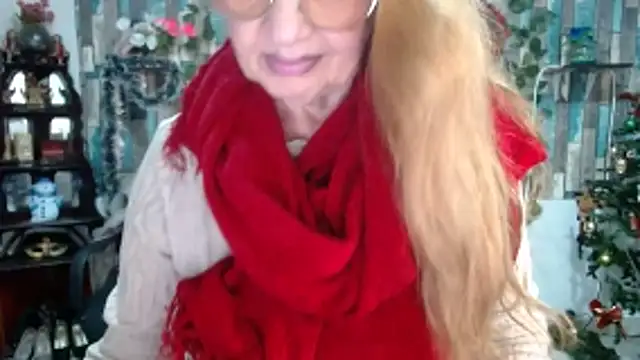 Snapshot of KarimaSarabe chatting on December 22, 2025, 8:42 pm KarimaSarabe online show from December 22, 2025, 8:42 pm