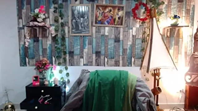 KarimaSarabe online show from October 27, 2025, 9:16 pm